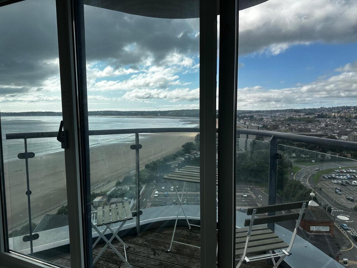 Stunning Ocean & City View Apt スウォンジー エクステリア 写真