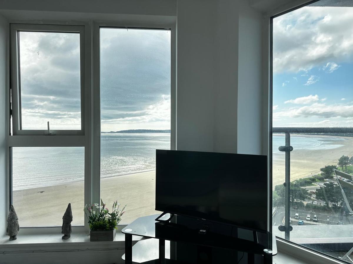 Stunning Ocean & City View Apt スウォンジー エクステリア 写真